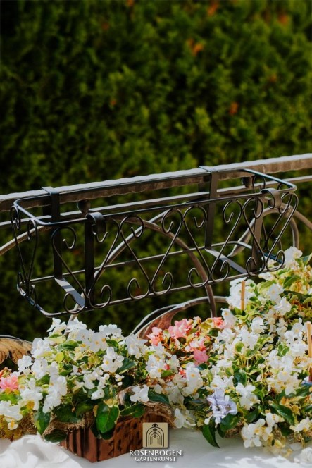 Blumentöpfe für Balkon/Geländer