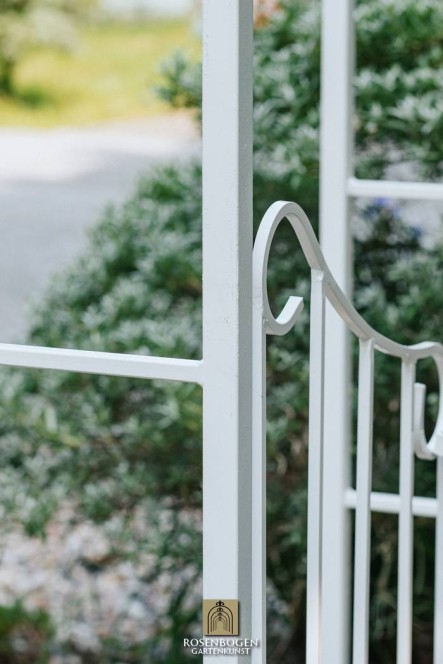 Rosenbogen VERA mit Türen / Tor