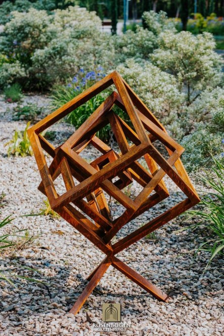 Gartendeko Cube