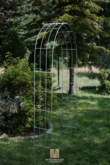 Rosenbogen LARA  aus Metall Verzinkt im Garten